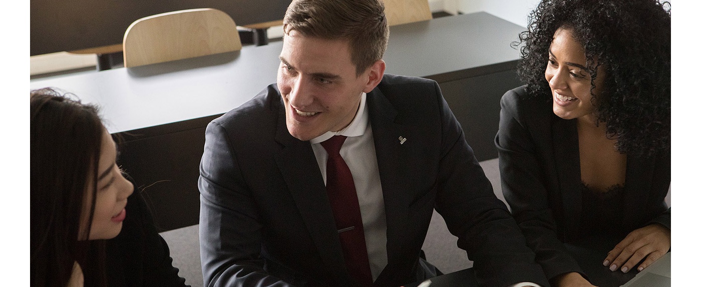 Executive и MBA-программы для профессионалов с опытом в управлении Executive и MBA-программы для профессионалов с опытом в управлении